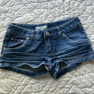 Jean Shorts Size 165/66A (38) “ Etam  Weekend” Trendy Denim Jewels & Threadwork